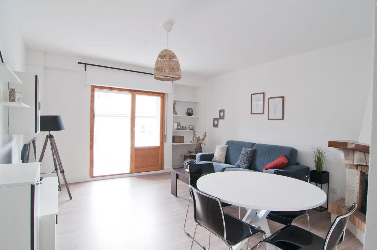 Arroyo Bates Jaca Apartment Luaran gambar